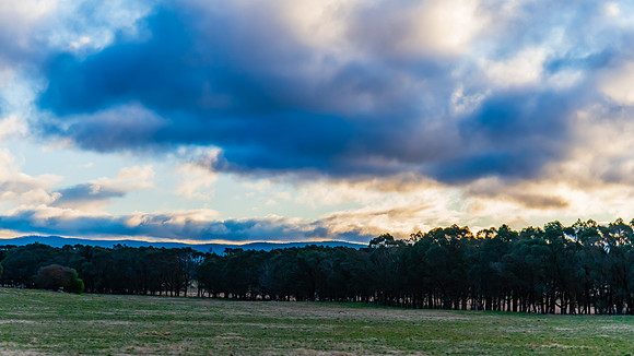 Late afternoon views over the countryside near Braidwood