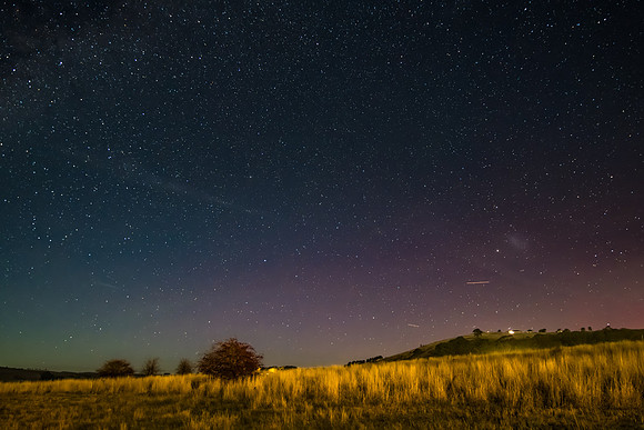 Aurora Australis begins to light up the night sky