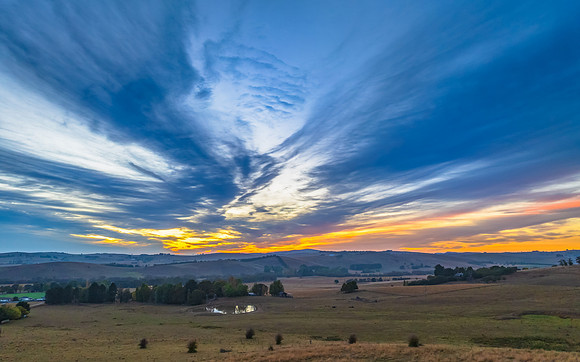 Dawn over the countryside