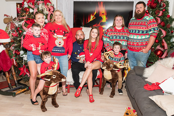 2022 Mel & Shane's Xmas Family Shoot