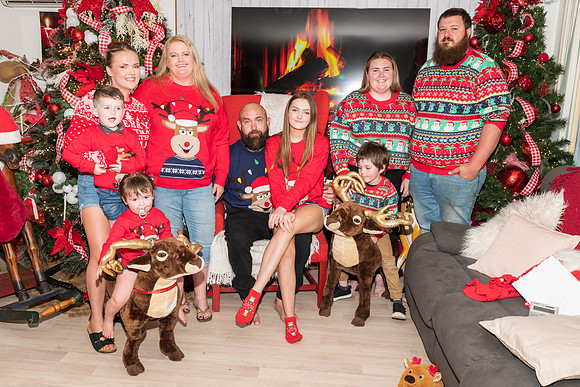 2022 Mel & Shane's Xmas Family Shoot