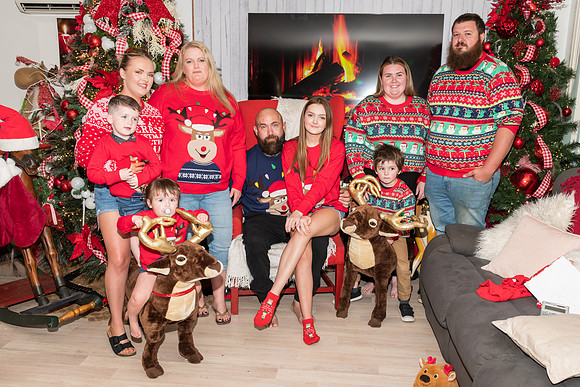 2022 Mel & Shane's Xmas Family Shoot