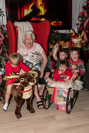 2022 Mel & Shane's Xmas Family Shoot