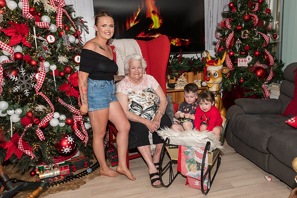 2022 Mel & Shane's Xmas Family Shoot