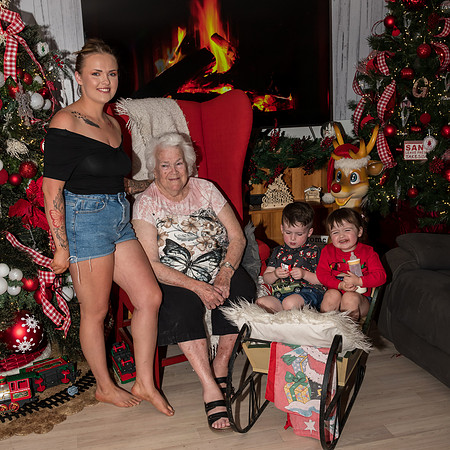 2022 Mel & Shane's Xmas Family Shoot