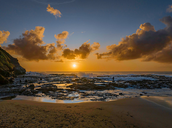 Photographers and Golden Hour at the seaside