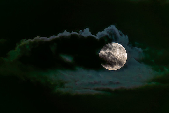 April’s Pink Moon Rising