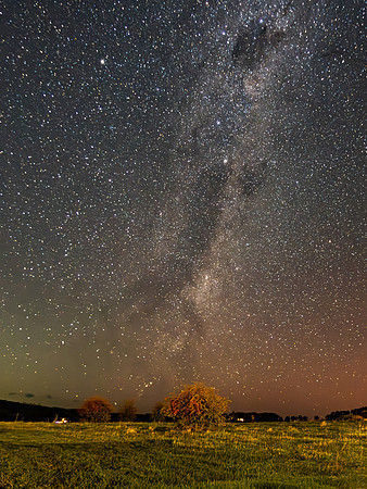 The Southern Lights and the Dark Emu in the MIlky Way
