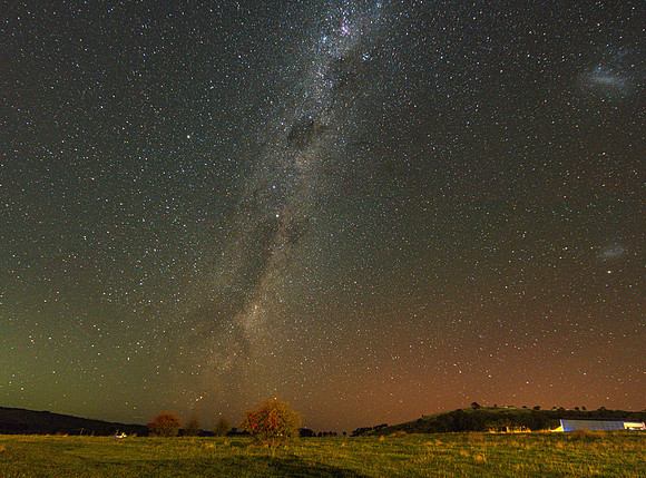 The Southern Lights and the Dark Emu in the MIlky Way