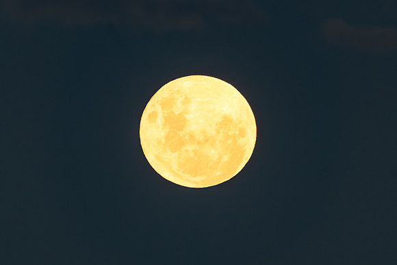 April's Full Pink Moon Rising in Australia