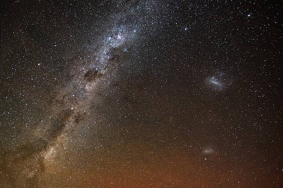 Aurora Australis diffuse in the night sky with The Milky Way