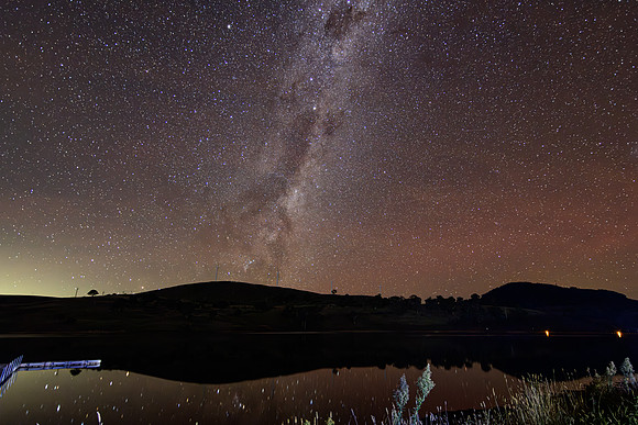Aurora Australis diffuse in the night sky with The Milky Way