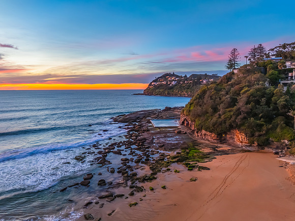 Colourful High Cloud Sunrise at the Seaside