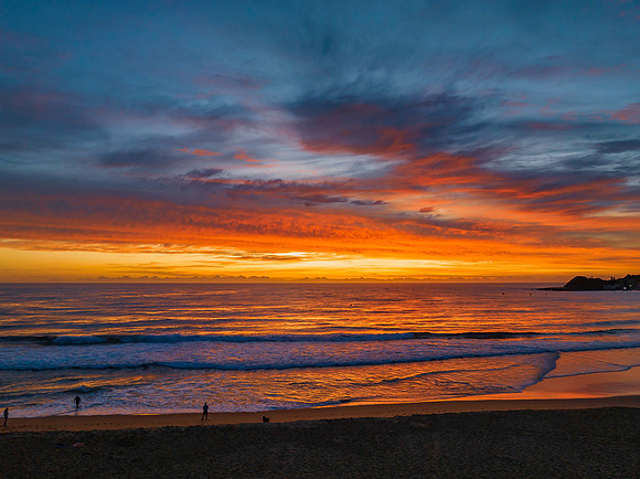 Sensational high cloud sunrise at the seaside