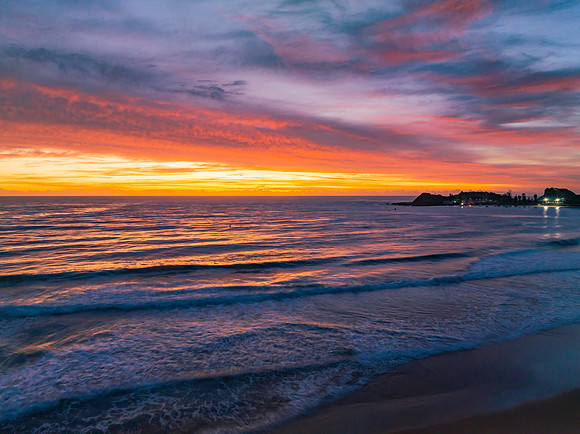 Sensational high cloud sunrise at the seaside