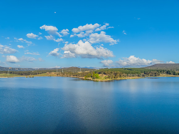 Spring Afternoon at Lake Wallace, Wallerawang