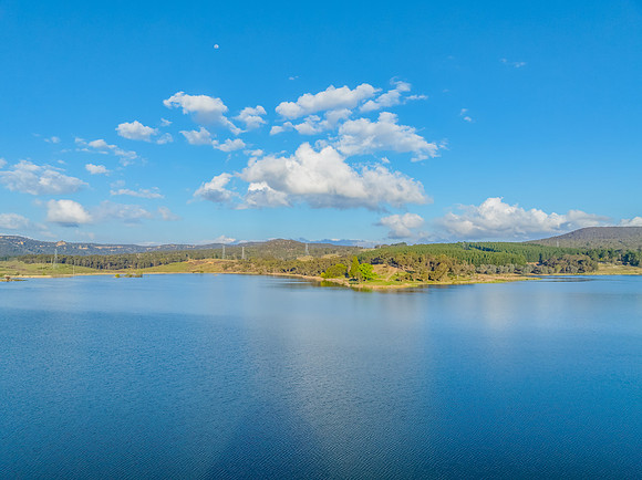 Spring Afternoon at Lake Wallace, Wallerawang