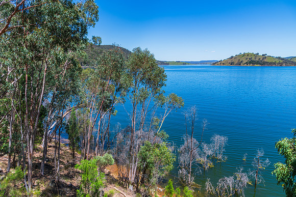 A Summer's day at Windamere Dam in Cudgegong, near Mudgee in the
