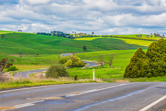 A Spring day in the green and hilly Central West NSW countryside