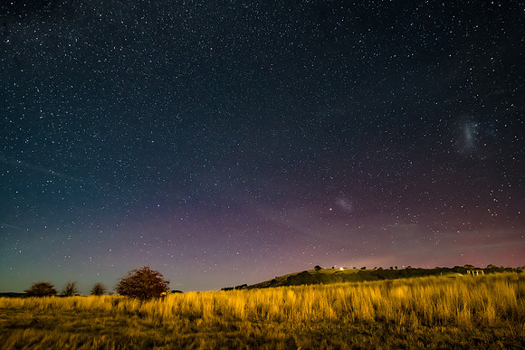 Aurora Australis begins to light up the night sky