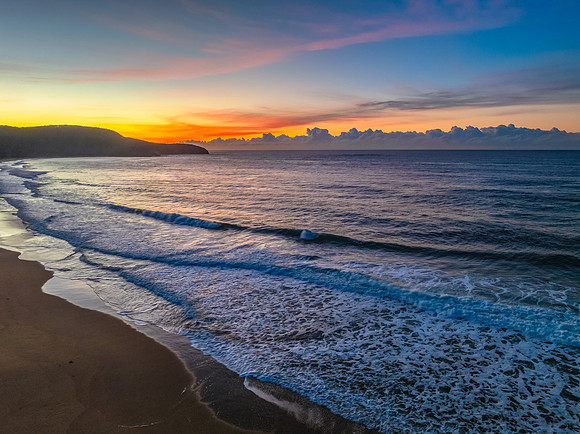 Sunrise seascape views with high cloud