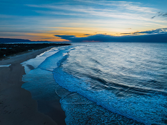 Sunrise seascape with waves