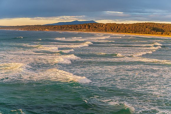 A cloud covered winters morning at Tuross Head