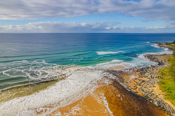 A cloud covered winters morning at Tuross Head