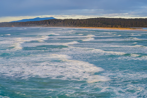 A cloud covered winters morning at Tuross Head