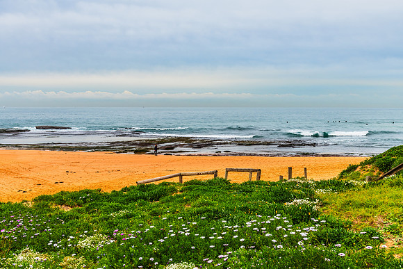 Cloud covered day at the beach