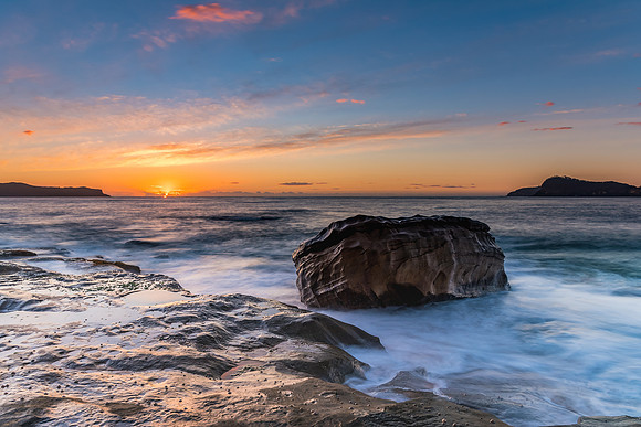 Sunrise at Pearl Beach