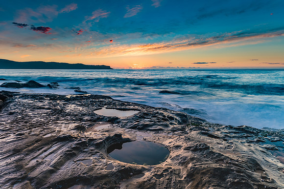 Sunrise at Pearl Beach