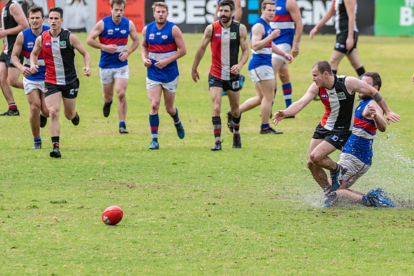 Black Diamond AFL HCC Plate  - Terrigal Avoca v Warners Bay Prel