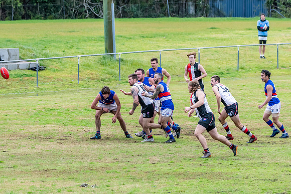 Black Diamond AFL HCC Plate  - Terrigal Avoca v Warners Bay Prel