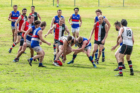 Black Diamond AFL HCC Plate  - Terrigal Avoca v Warners Bay Prel