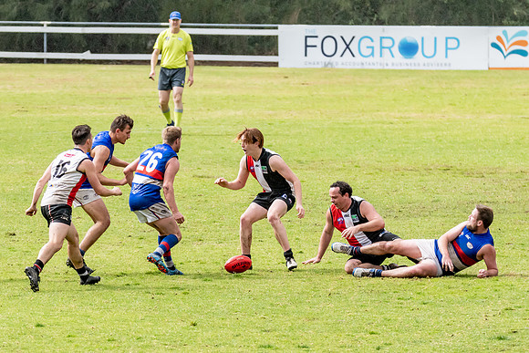 Black Diamond AFL HCC Plate  - Terrigal Avoca v Warners Bay Prel