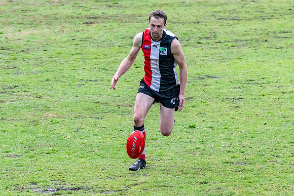 Black Diamond AFL HCC Plate  - Terrigal Avoca v Warners Bay Prel