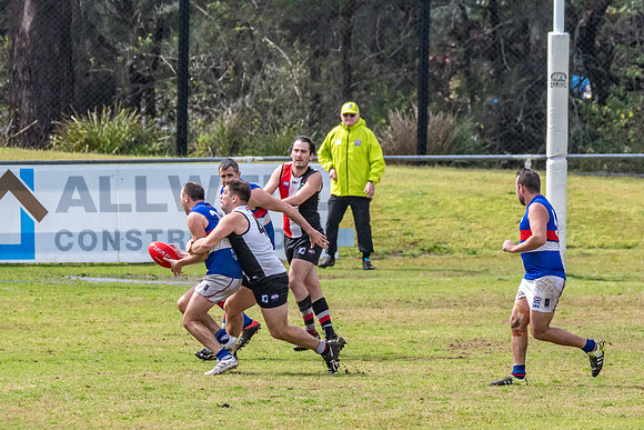Black Diamond AFL HCC Plate  - Terrigal Avoca v Warners Bay Prel