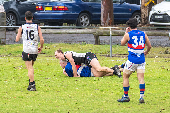 Black Diamond AFL HCC Plate  - Terrigal Avoca v Warners Bay Prel