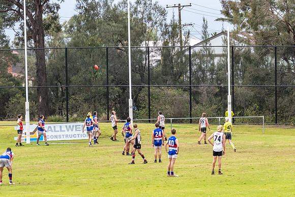 Black Diamond AFL HCC Plate  - Terrigal Avoca v Warners Bay Prel