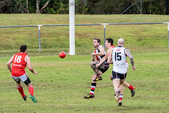 Black Diamond AFL HCC Plate  - Terrigal Avoca v Singleton Prelim