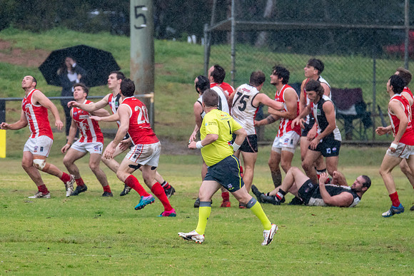 Black Diamond AFL HCC Plate  - Terrigal Avoca v Singleton Prelim