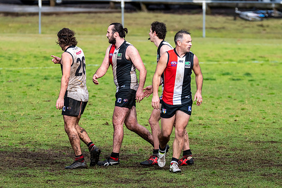 Black Diamond AFL HCC Plate  - Terrigal Avoca v Singleton Prelim