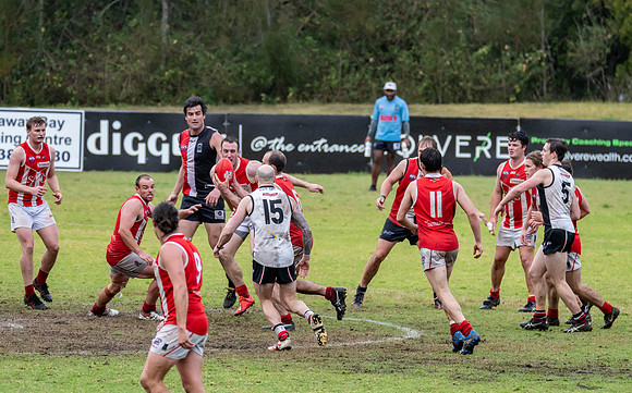 Black Diamond AFL HCC Plate  - Terrigal Avoca v Singleton Prelim