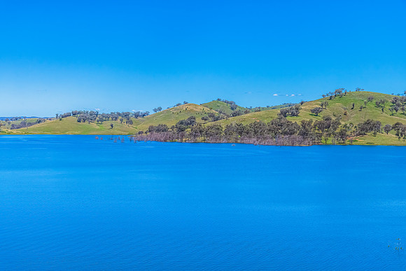 A Summer's day at Windamere Dam in Cudgegong, near Mudgee in the