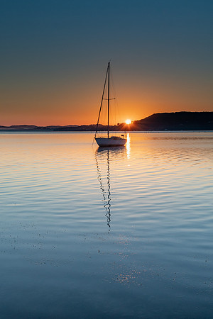 Clear Skies and a Winters Sunrise by the Bay
