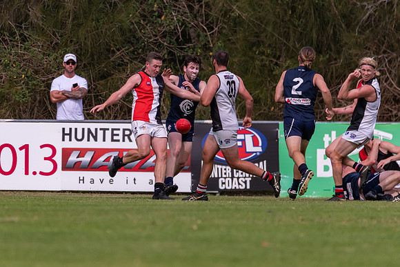 Cup Men's Grand Final - Terrigal Avoca vs Newcastle City