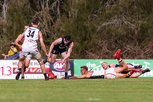 Cup Men's Grand Final - Terrigal Avoca vs Newcastle City