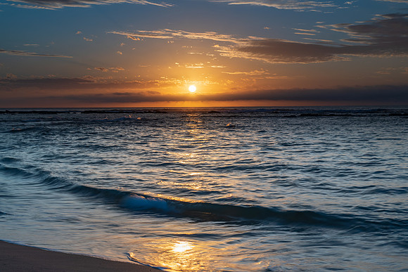 Early mornings at the beach - a sunrise seascape