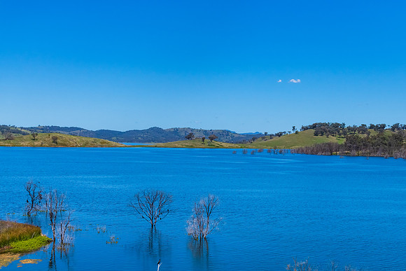 A Summer's day at Windamere Dam in Cudgegong, near Mudgee in the